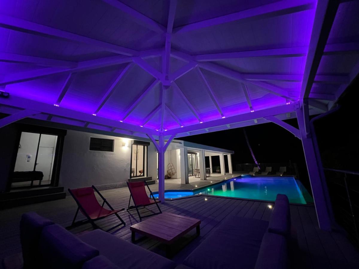 Villa Palm Diamond Jacuzzi & Piscine Prives Le Diamant Exterior photo